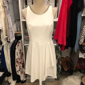 Jessica Simpson white jeweled-detail dress